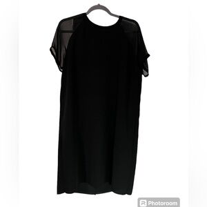 Vince Black Sheer Short Sleeve Shift Dress Size Medium Classic LBD